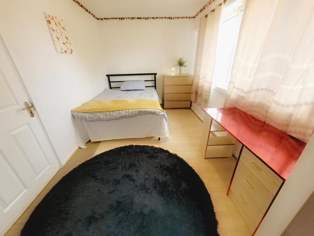 Excellent Double Rooms In Cheap Rate Around Central London Exterior photo